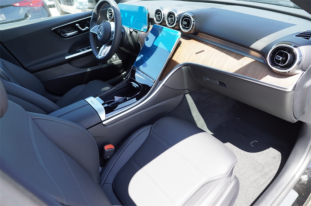 2025 Mercedes Benz C 300 4MATIC photo 11