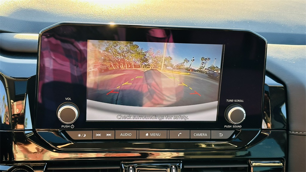 2025 Nissan Pathfinder SV photo 22