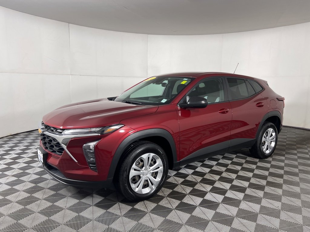 2024 Chevrolet Trax LS photo 15