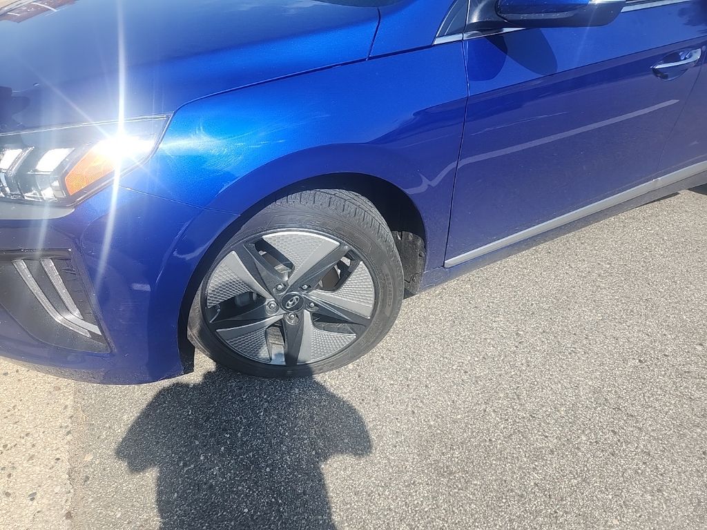 2021 Hyundai Ioniq Limited photo 8