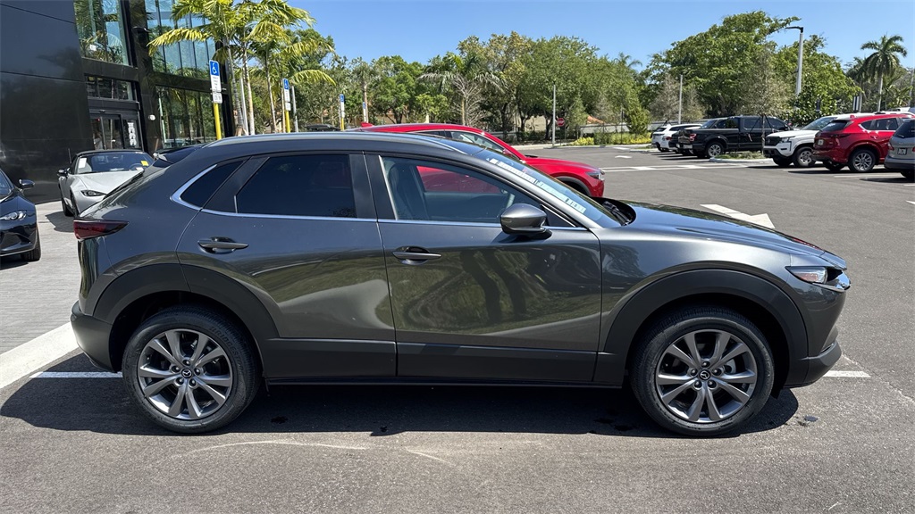 2024 Mazda CX-30 2.5 S Preferred photo 3
