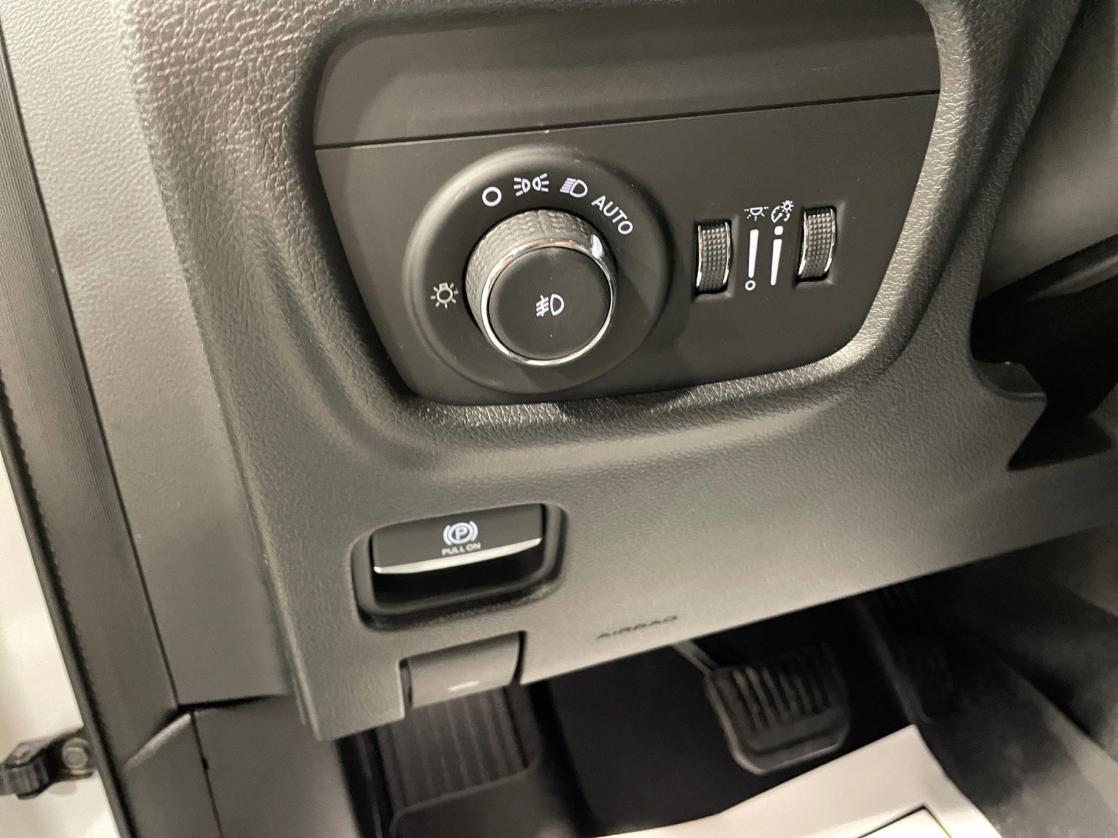 2021 Jeep Grand Cherokee Limited photo 13