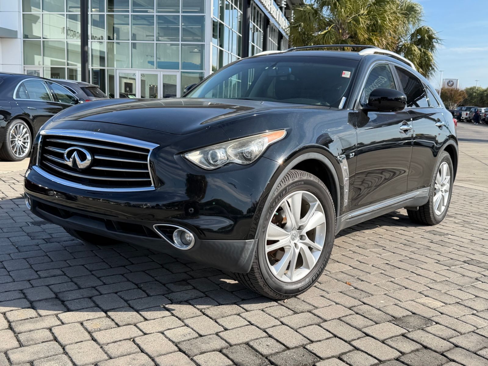 2014 INFINITI QX70 Base
