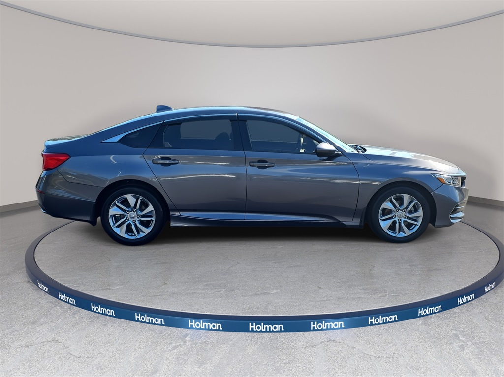 2018 Honda Accord LX photo 4