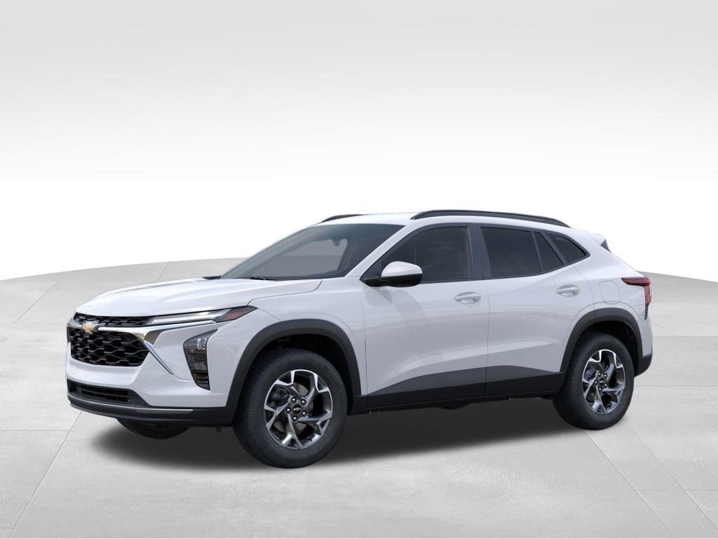 2026 Chevrolet Trax LT photo 2