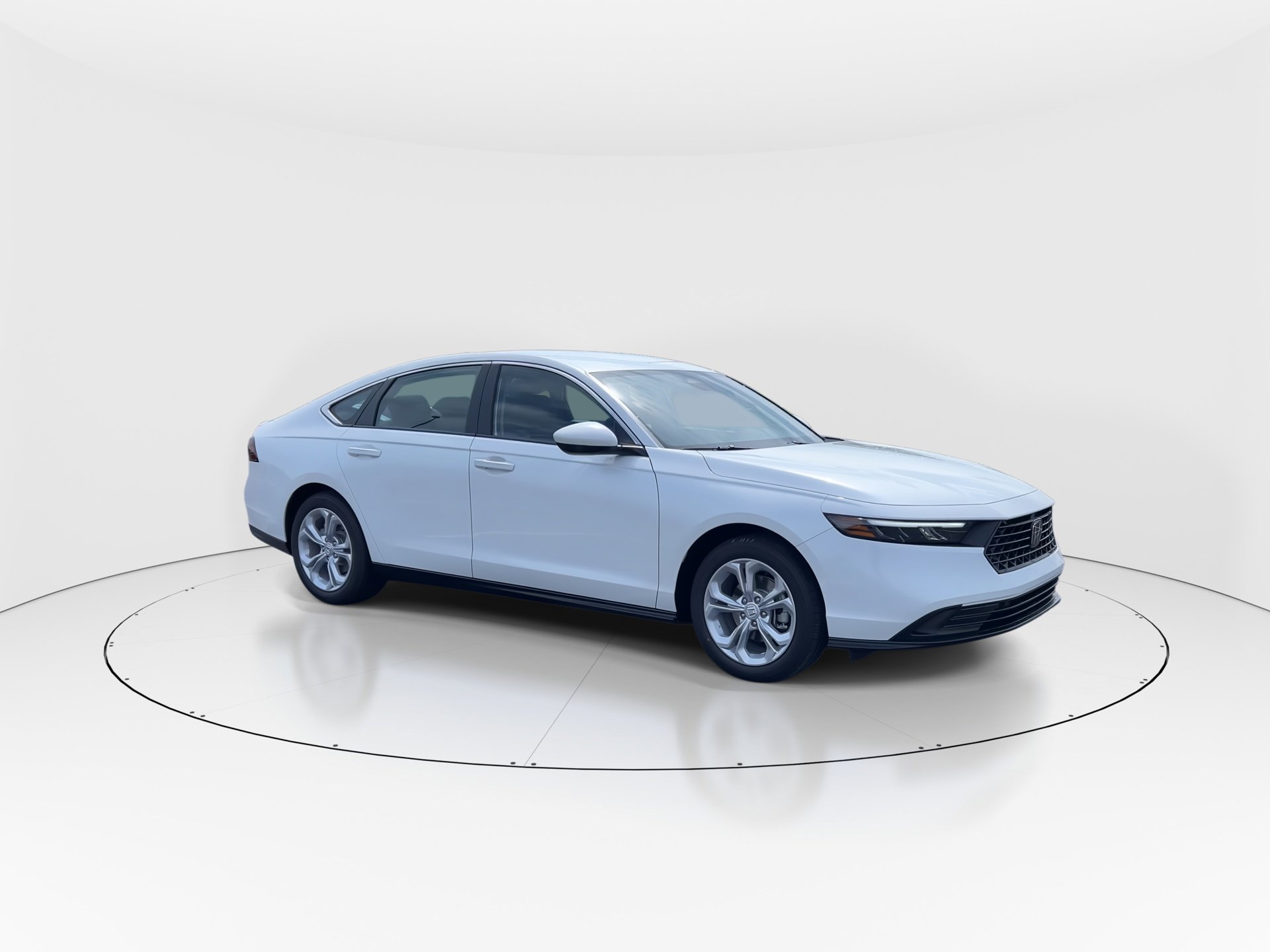 2025 Honda Accord 1.5T LX photo 2