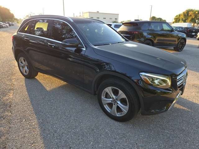 2018 Mercedes Benz GLC 300 photo 5