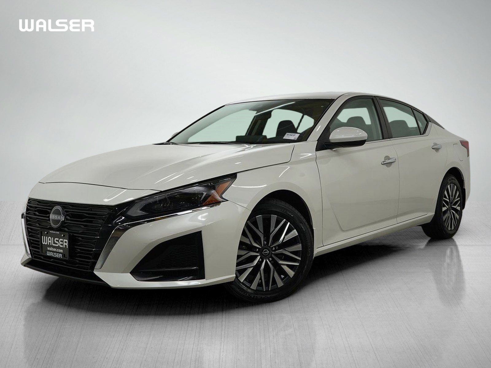 2023 Nissan Altima SV's photo