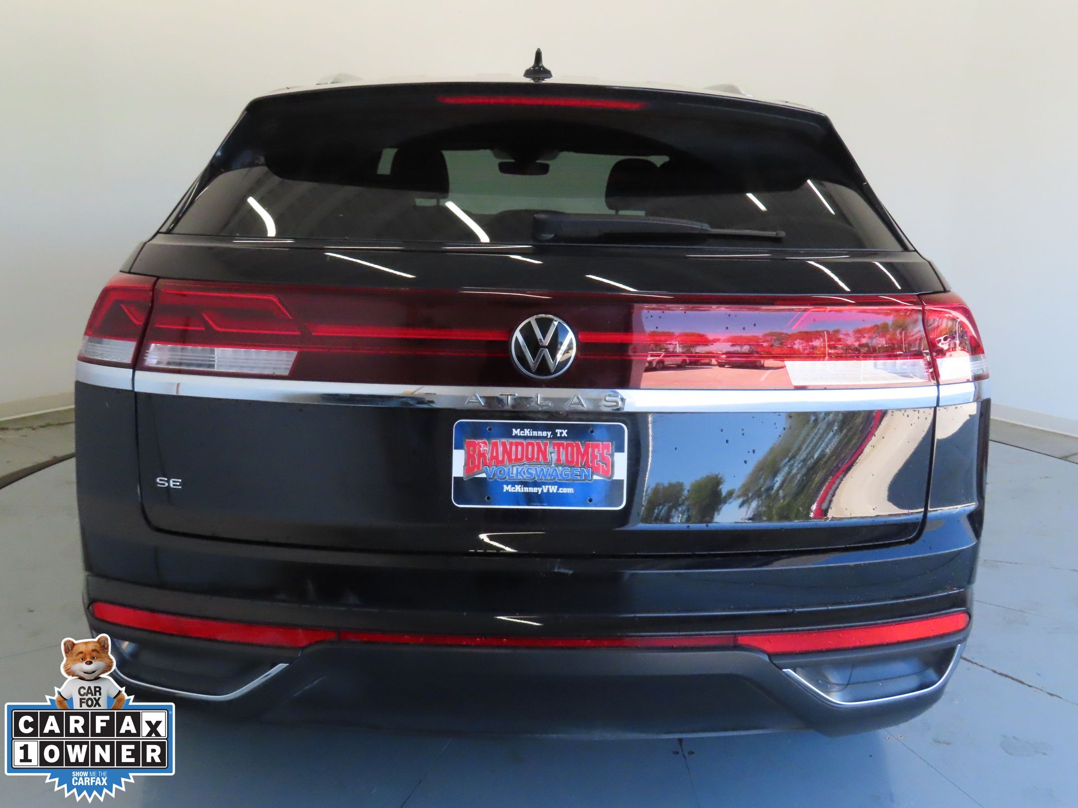 2024 Volkswagen Atlas Cross Sport SE photo 4