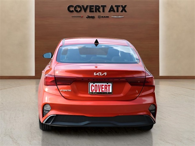 2023 Kia Forte LXS photo 4