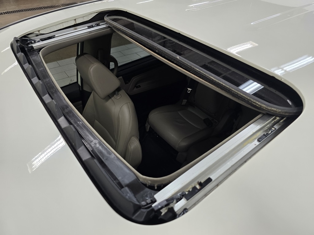 2019 Honda Odyssey EX-L photo 2