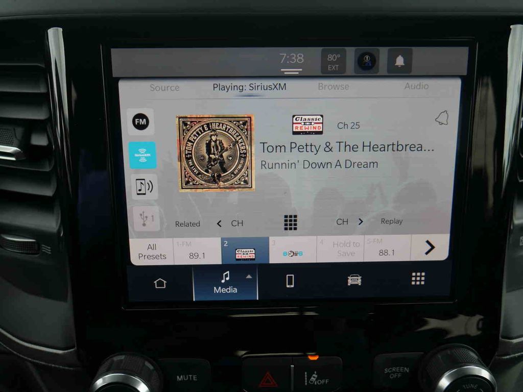 2026 Ram 1500 Tradesman photo 32