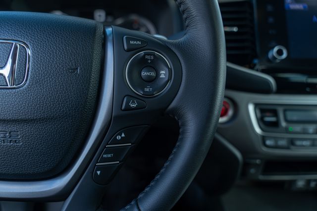 2023 Honda Ridgeline RTL photo 18