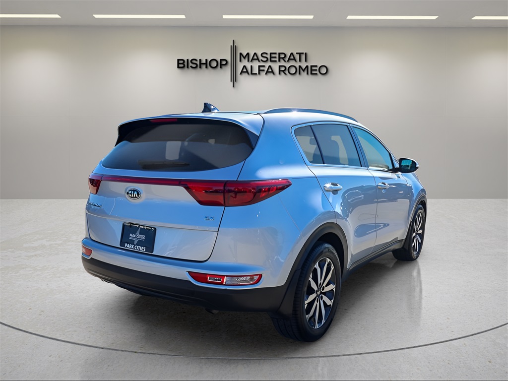 2017 Kia Sportage EX photo 2