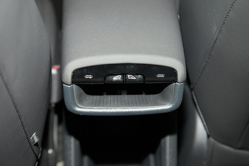 2026 VOLVO EX30 - Image 20