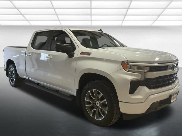 2023 Chevrolet Silverado 1500 RST photo 3