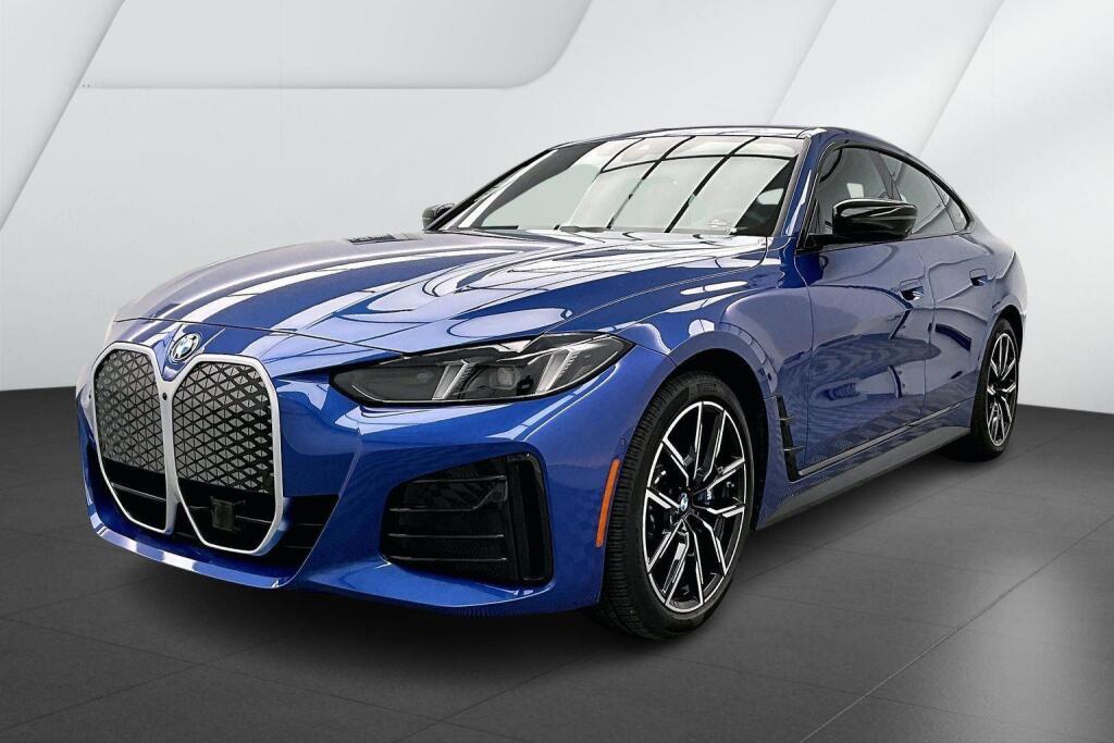 2025 BMW i4 M50's photo