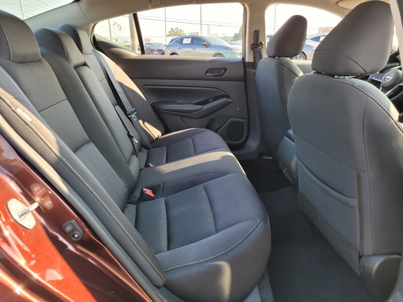 2023 Nissan Altima 2.5 SV photo 14