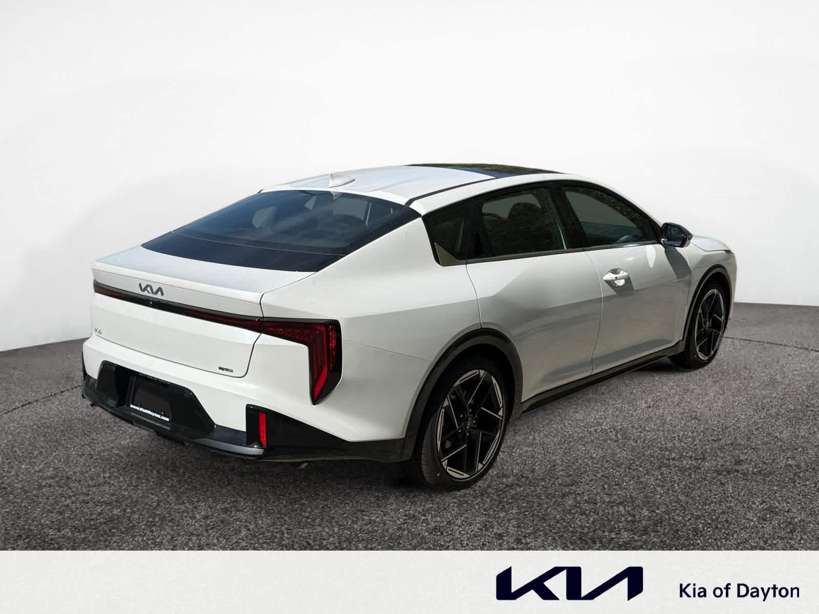 2025 Kia K4 GT-Line photo 5