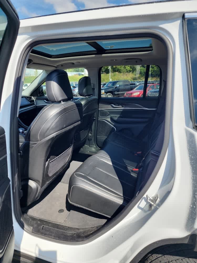 2022 Jeep Cherokee Limited 4xe photo 5