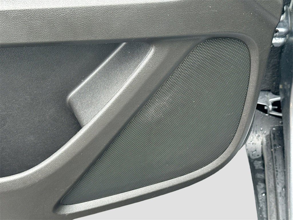 2021 Chevrolet Traverse LS photo 18