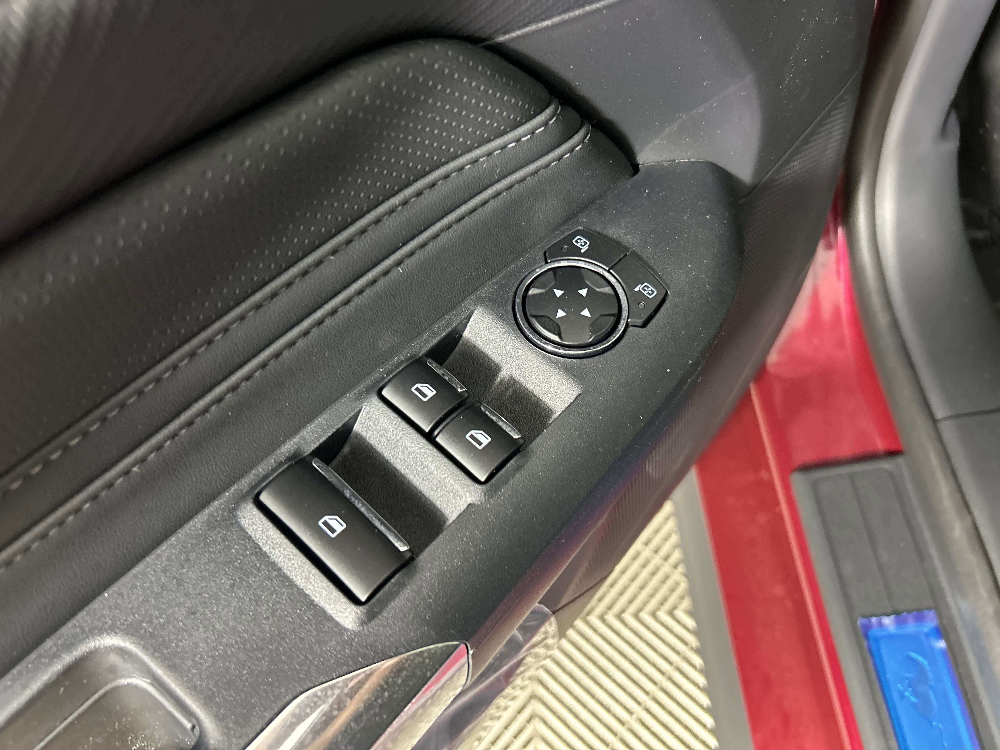 2025 Ford Mustang EcoBoost Premium photo 15