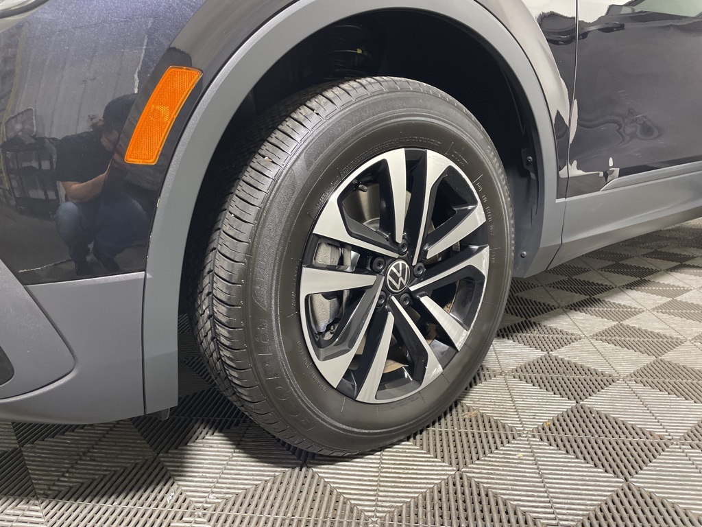 2022 Volkswagen Tiguan S photo 28