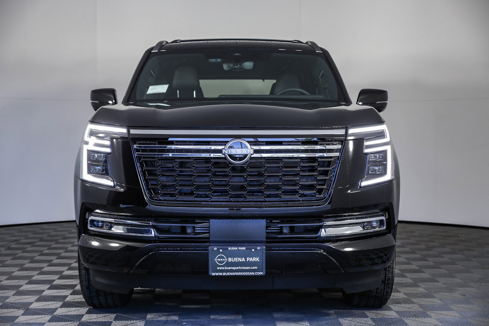 2025 Nissan Armada Platinum photo 4