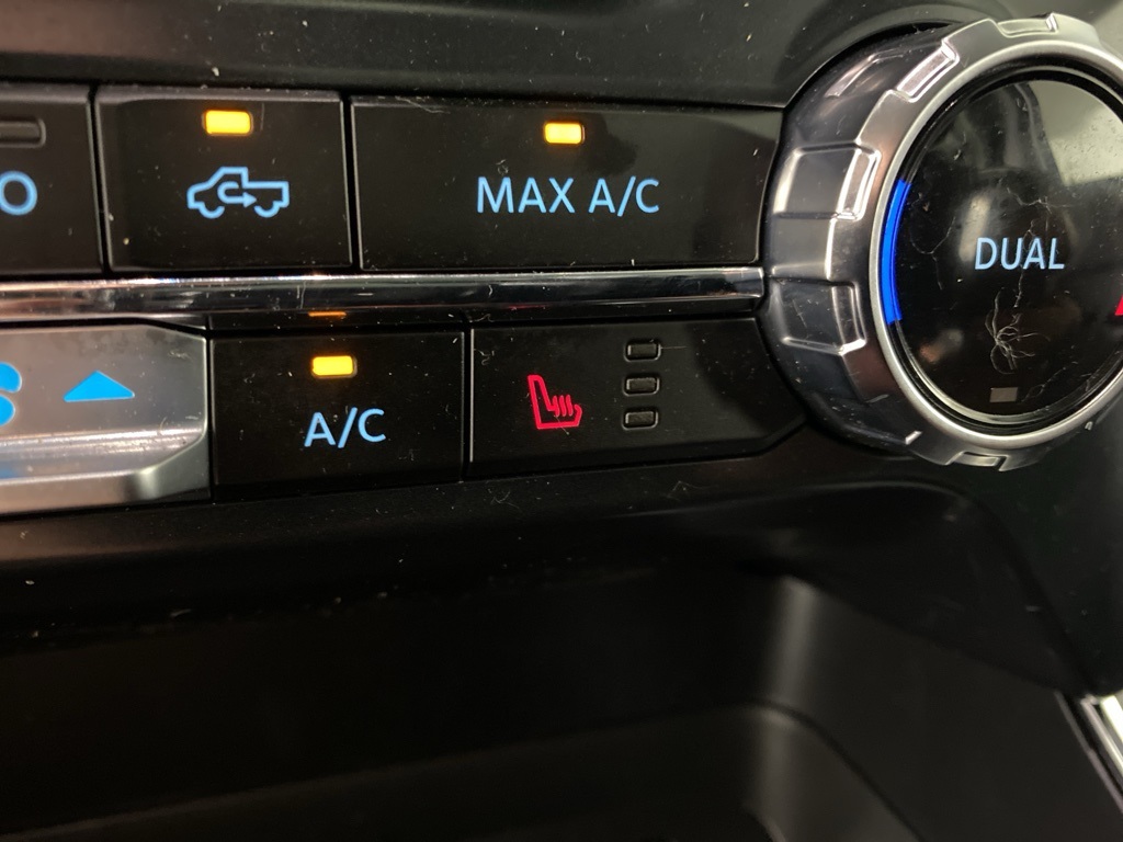 2025 Ford F-150 XLT photo 4