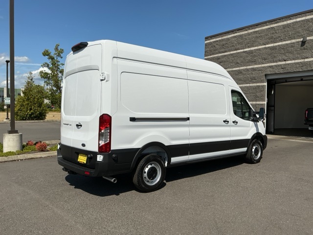2025 Ford Transit photo 2
