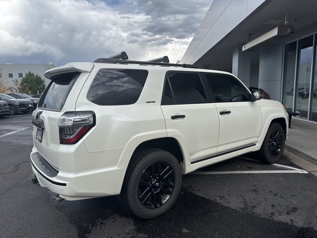 2015 Toyota 4Runner Limited 4WD photo 3