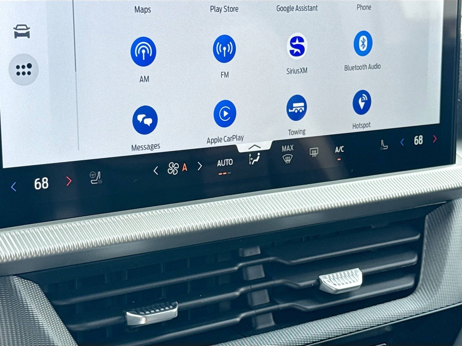 2025 Ford Explorer ST-Line photo 20