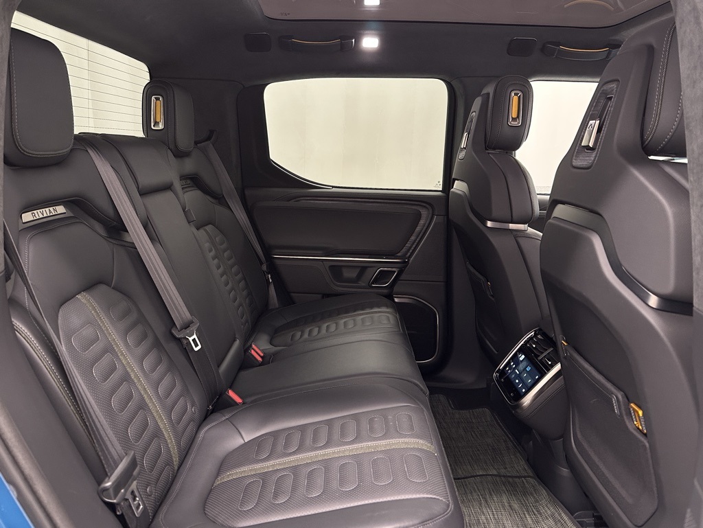 2022 Rivian R1T Launch Edition photo 19