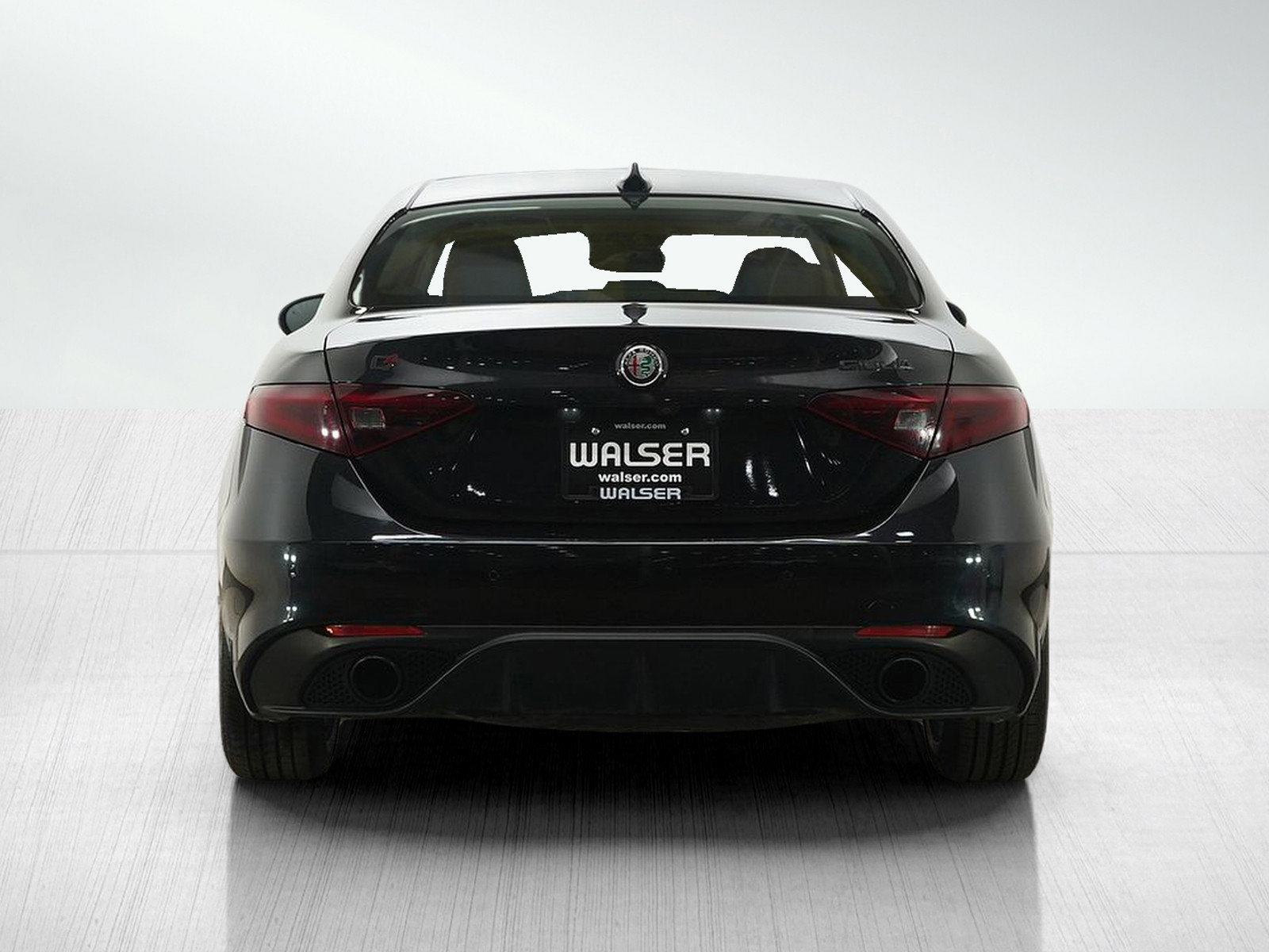 2019 Alfa Romeo Giulia Ti Sport photo 4