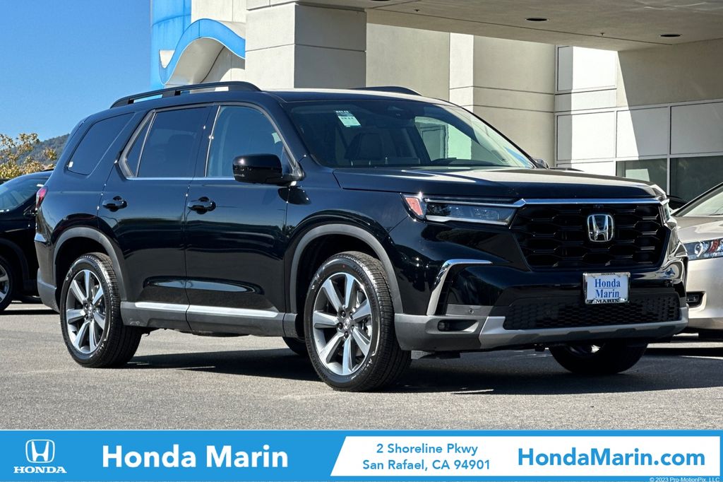 2025 Honda Pilot Elite's photo