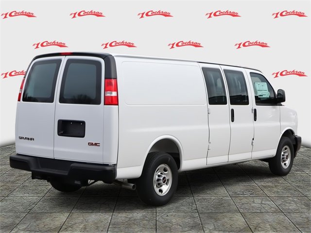2025 Gmc Savana Cargo 3500 photo 3