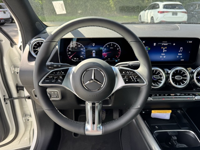2026 Mercedes Benz GLA 250 4MATIC photo 15