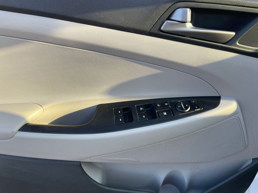 2018 Hyundai Tucson Value photo 10