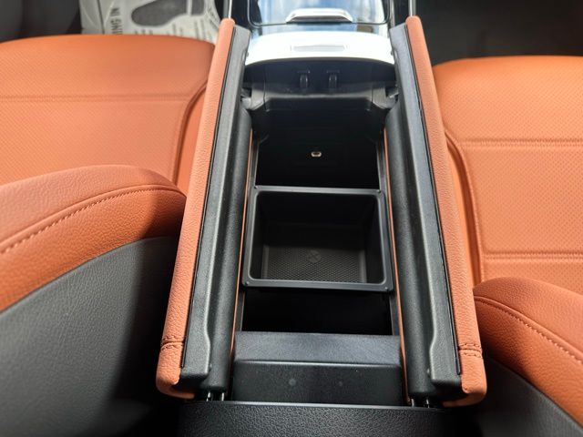 2025 Mercedes Benz GLC 350e 4MATIC photo 29