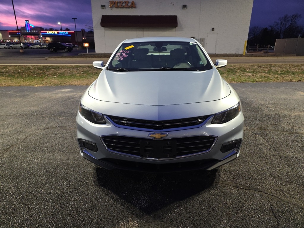 2017 Chevrolet Malibu 1LT's photo