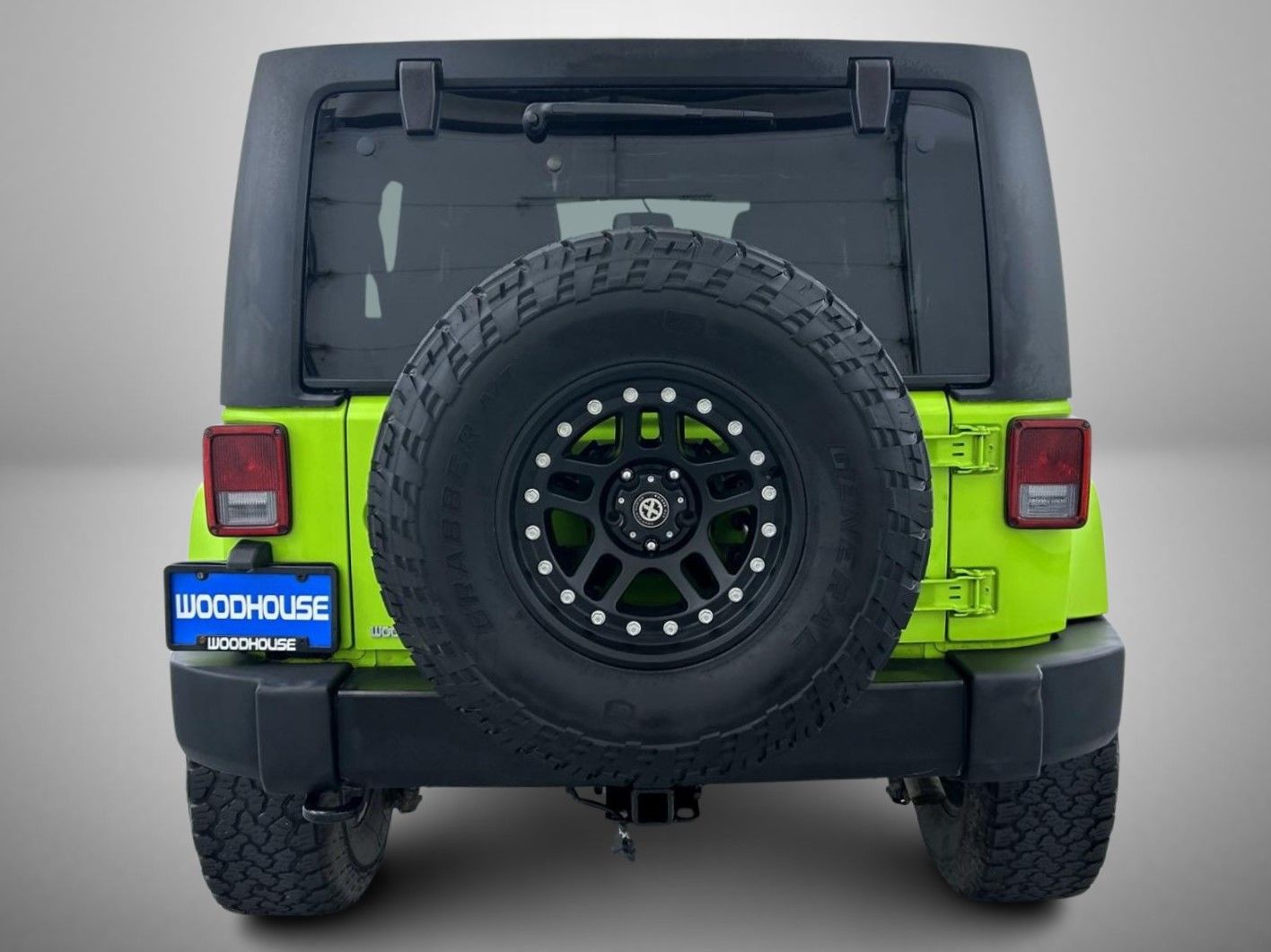2013 Jeep Wrangler Unlimited Sahara photo 6