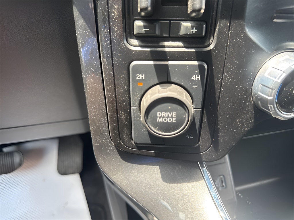 2023 Ford F-150 XLT photo 41