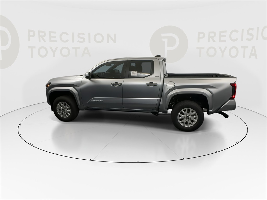 2025 Toyota Tacoma SR5 4x4 Double Cab photo 8