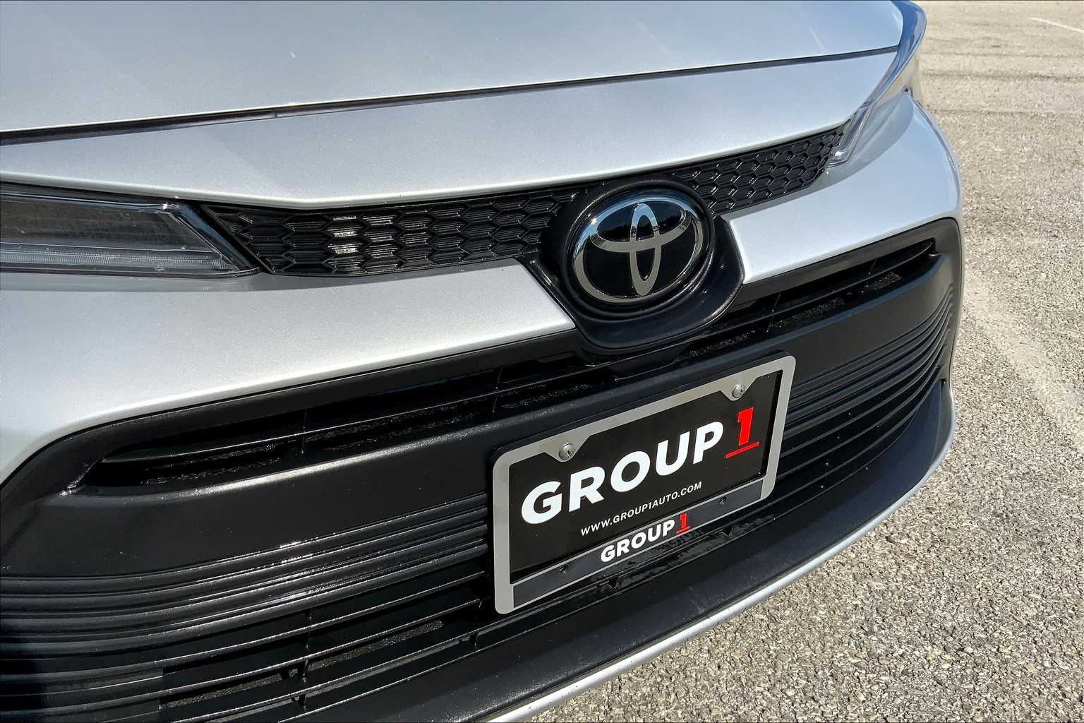 2024 Toyota Corolla LE photo 27