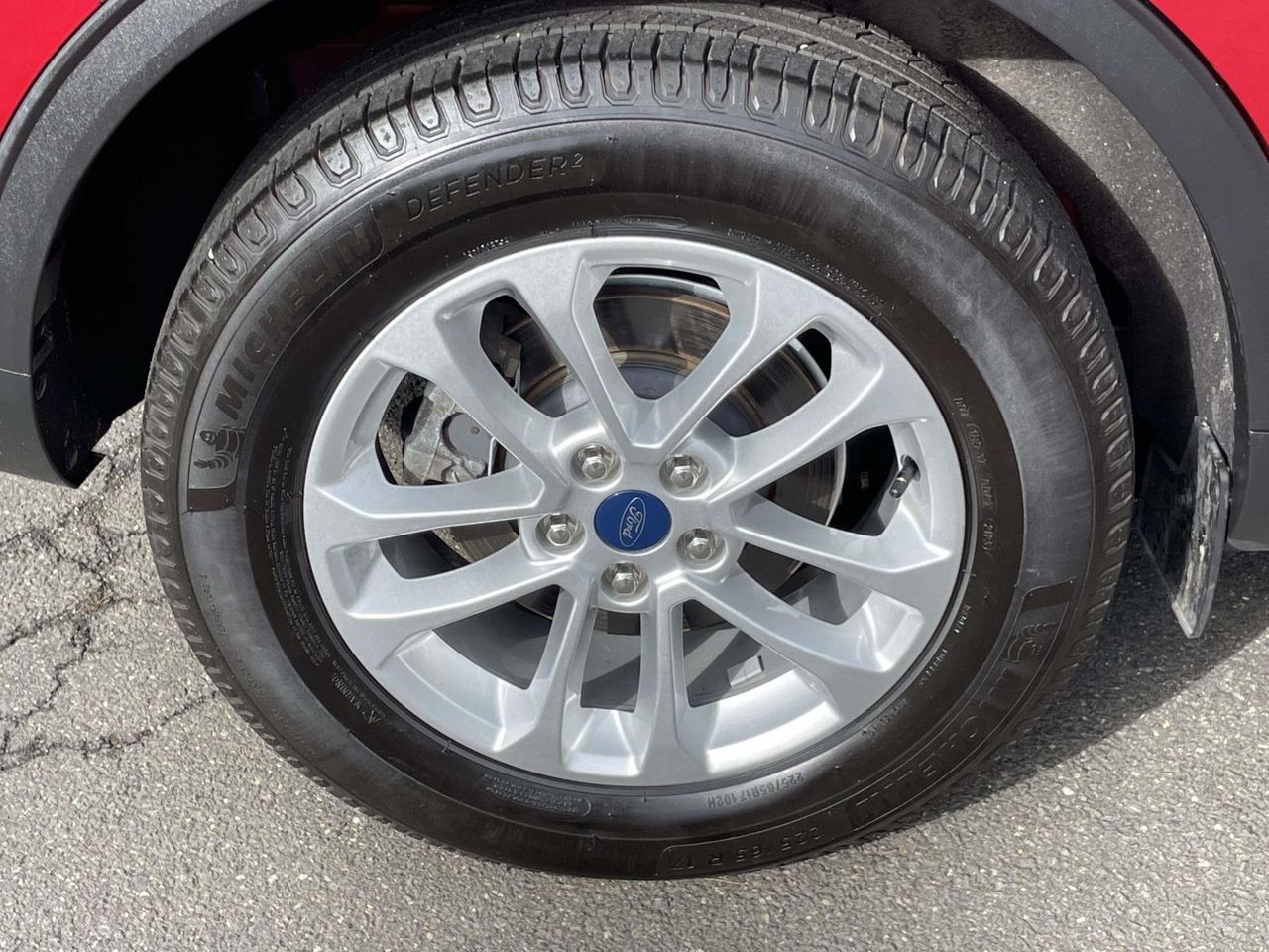 2020 Ford Escape SE photo 9
