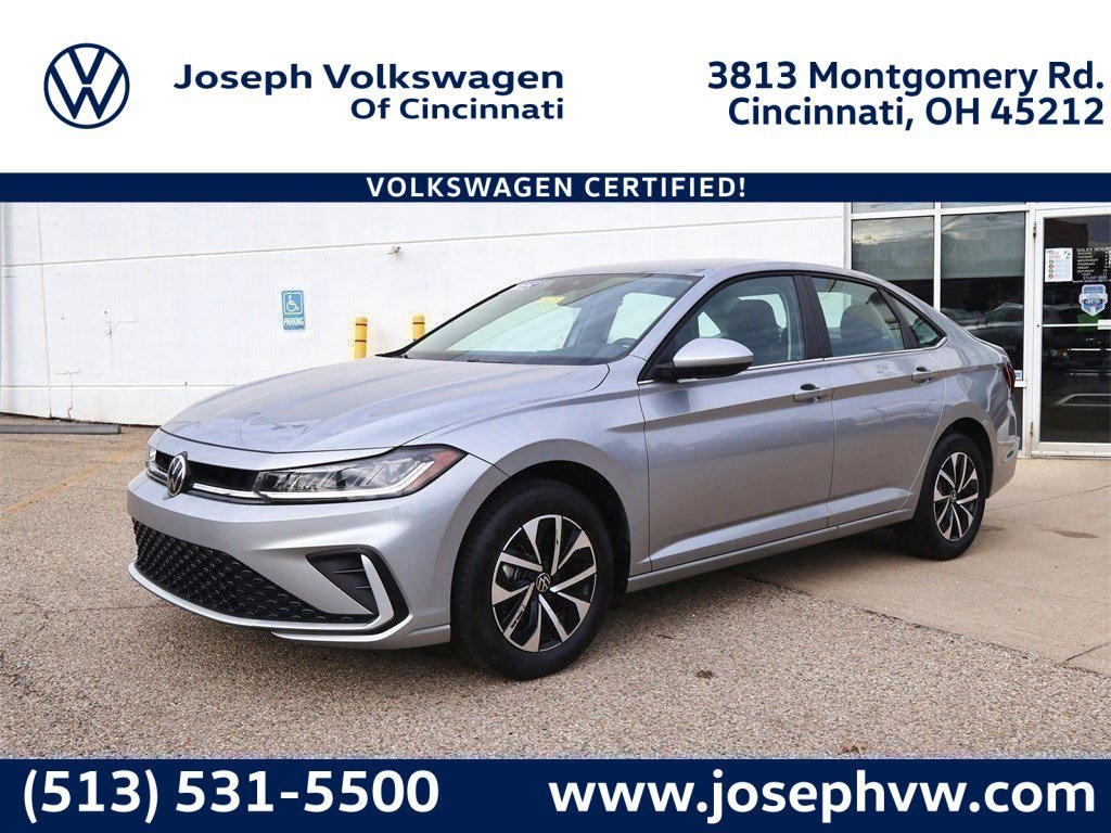 2025 Volkswagen Jetta S's photo