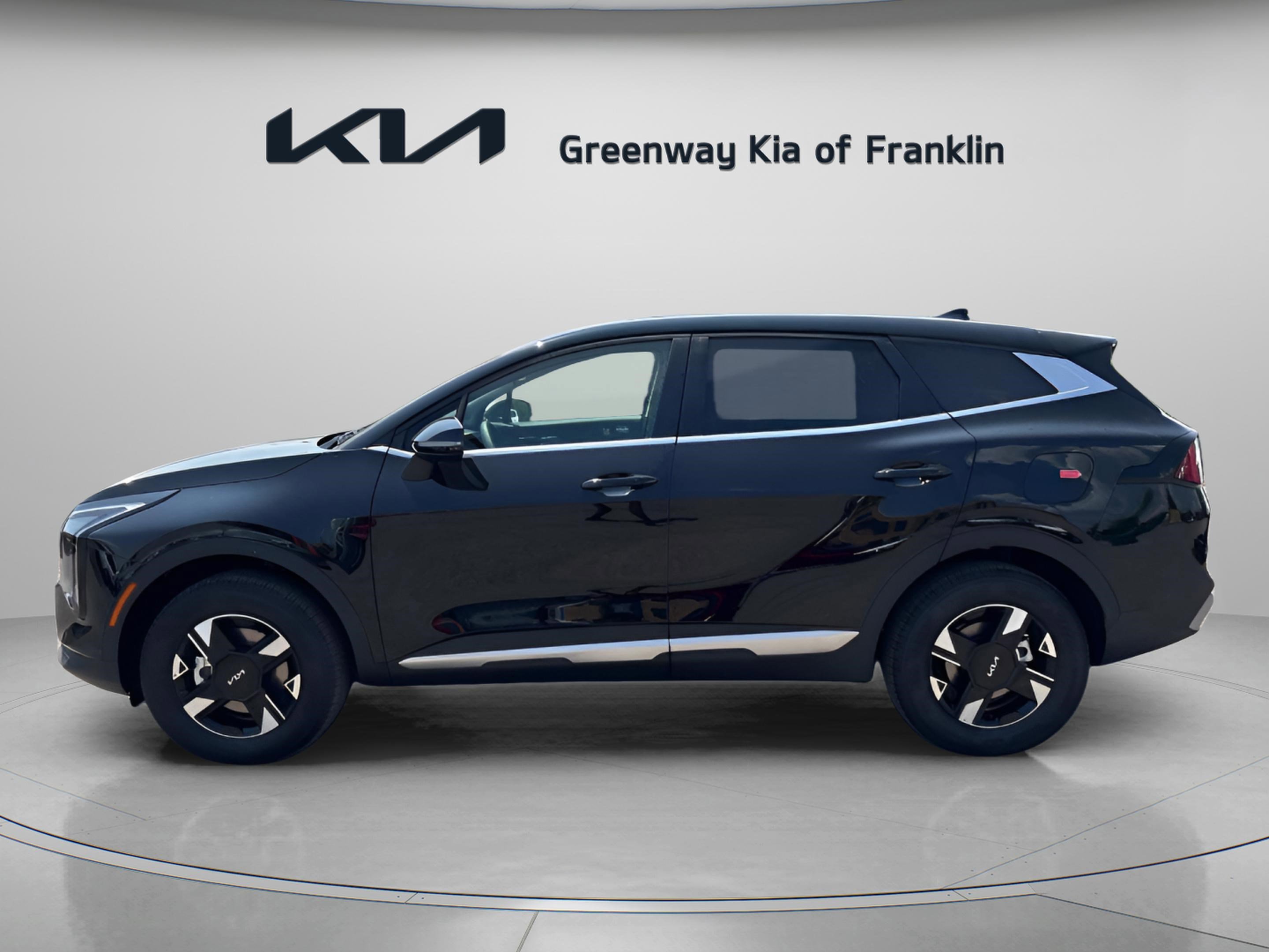 2026 Kia Sportage LX photo 3
