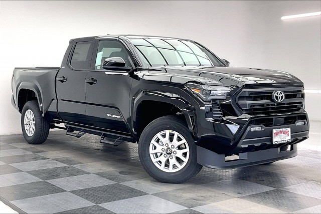 2026 Toyota Tacoma SR5's photo