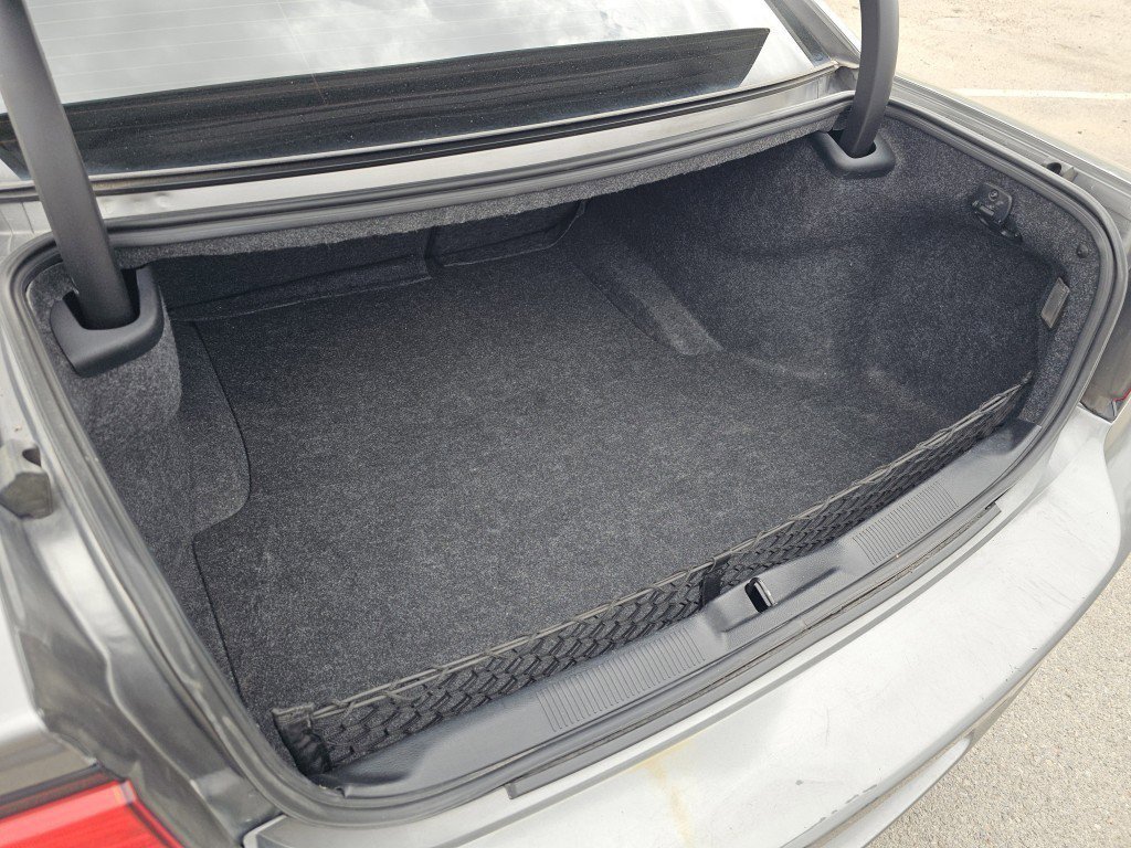 2012 Dodge Charger SE photo 20