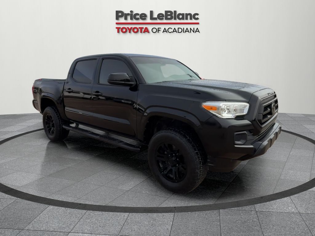 2022 Toyota Tacoma SR's photo